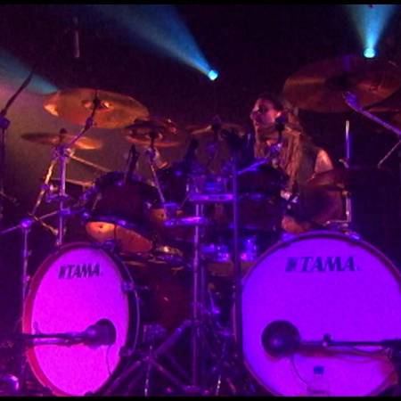 ADRENALINE MOB – Undaunted